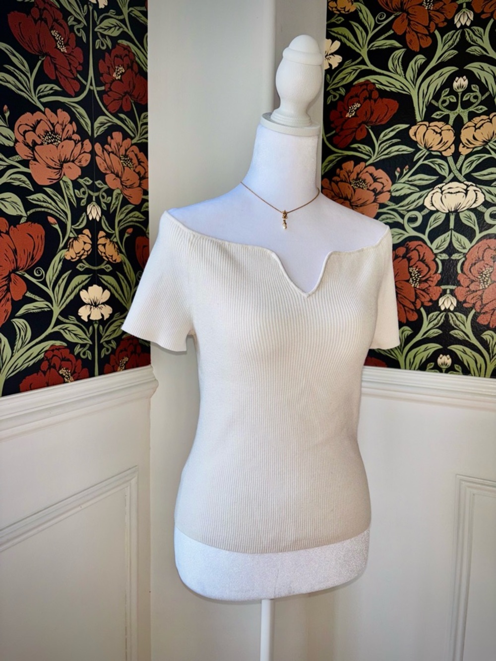 Ribbed V-Notch Bardot Top Quiet Luxury Old Money Balletcore - Picture 3 of 7